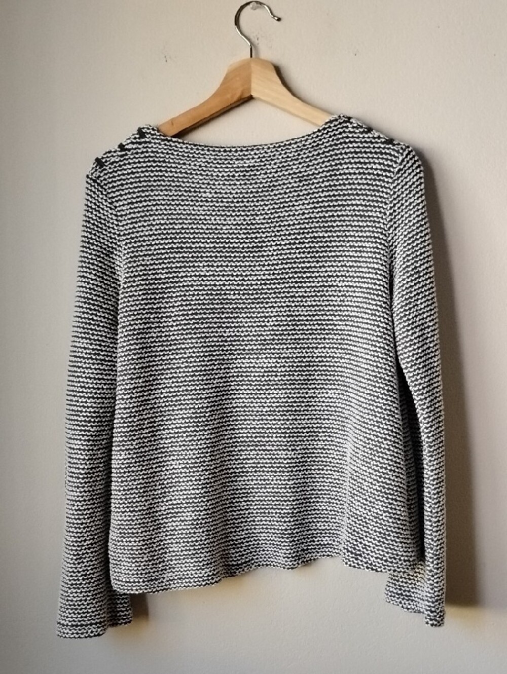 Roxy Size S Black & White Striped Knit Button-Shoulder Sweater - Picture 8 of 16